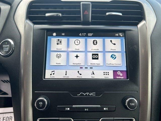 Ford Fusion Hybrid SE 2019