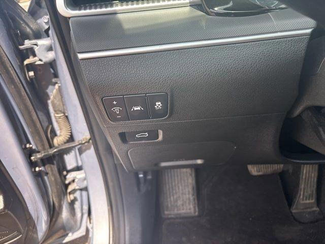 Kia K5 LXS 2023