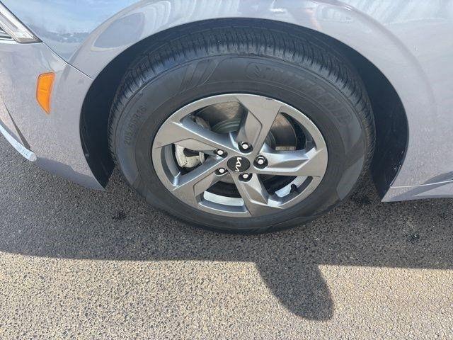 Kia K5 LXS 2023
