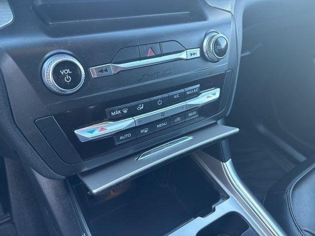 Ford Explorer XLT AWD 2020