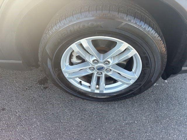 Ford Explorer XLT AWD 2020