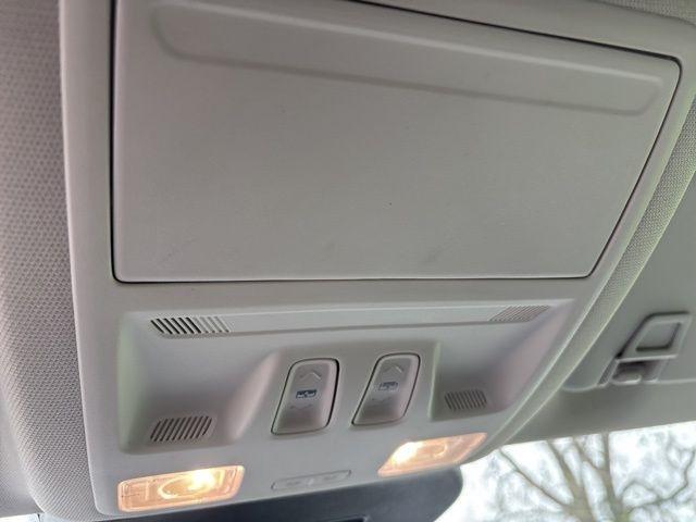 Ford Escape Platinum Hybrid AWD 2023