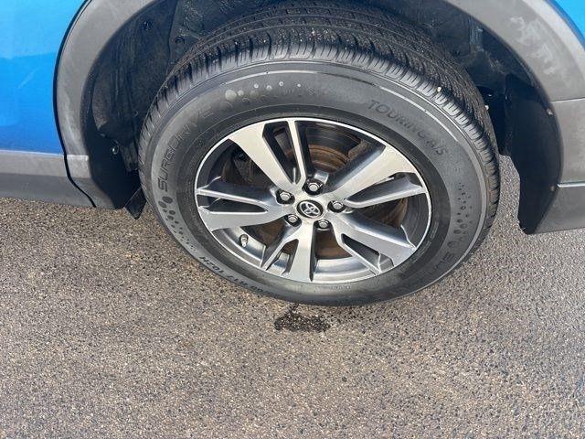 Toyota RAV4 XLE FWD 2016