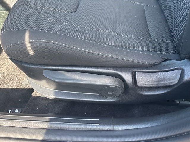 Hyundai Elantra SE 2025