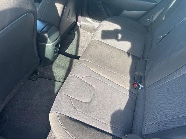 Hyundai Elantra SE 2025