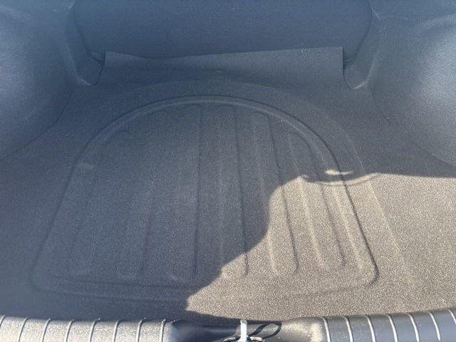 Hyundai Elantra SE 2025