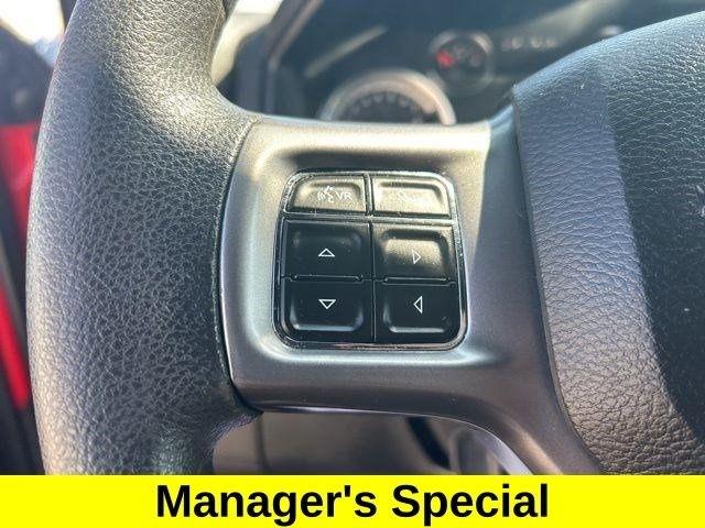 RAM 1500 Classic Tradesman Crew Cab SWB 4WD 2022