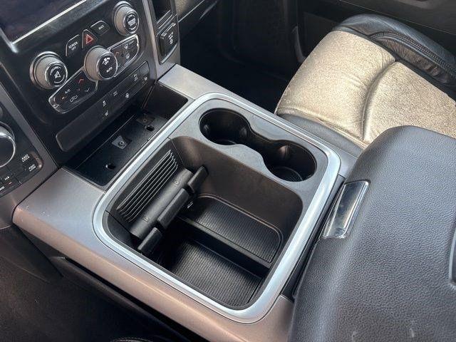 RAM 1500 Classic Tradesman Crew Cab SWB 4WD 2022