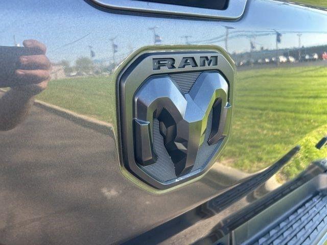 RAM 1500 Rebel Crew Cab SB 4WD 2019