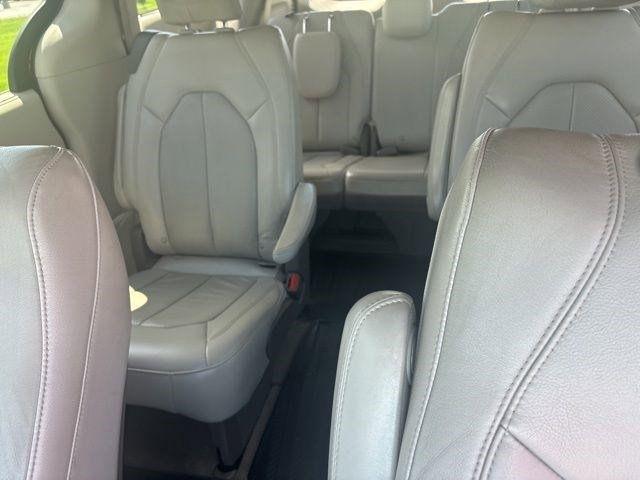 Chrysler Pacifica Touring-L 2021