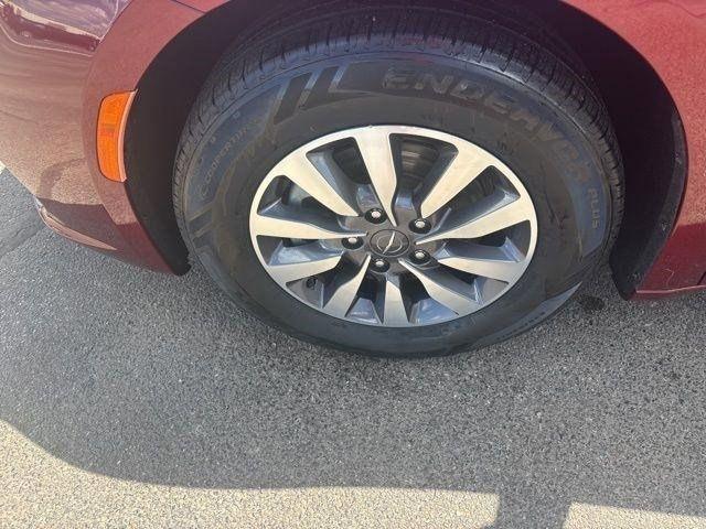 Chrysler Pacifica Touring-L 2021