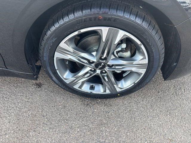 Kia K5 EX 2024
