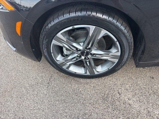 Kia K5 EX 2024
