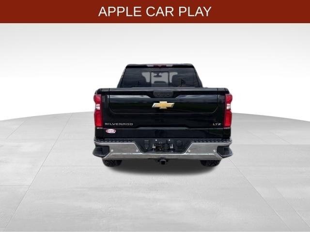 Chevrolet Silverado 1500 Limited LTZ Crew Cab 4WD 2022