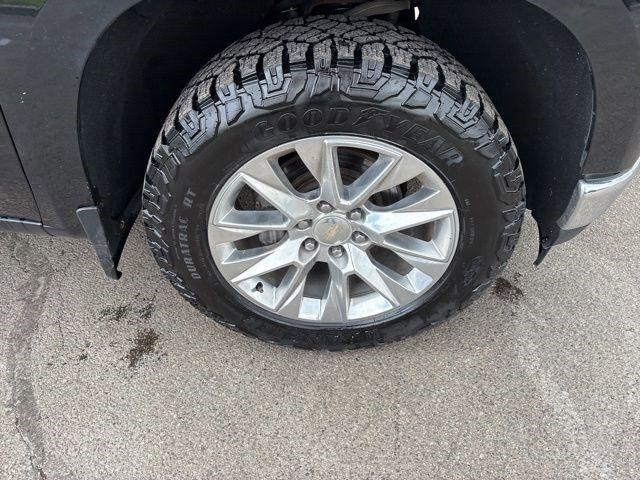 Chevrolet Silverado 1500 Limited LTZ Crew Cab 4WD 2022