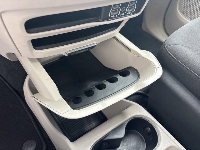 Chrysler Voyager LX 2023