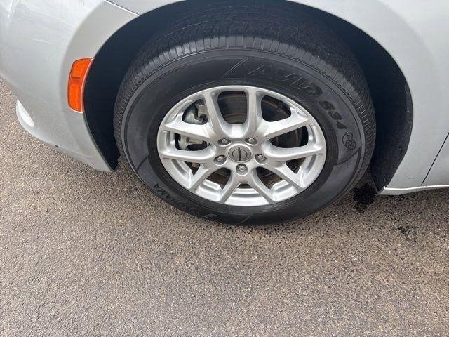 Chrysler Voyager LX 2023