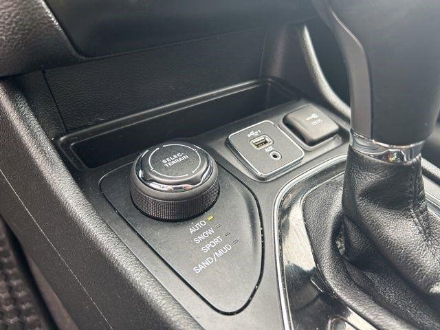 Jeep Cherokee Latitude Lux 4WD 2022