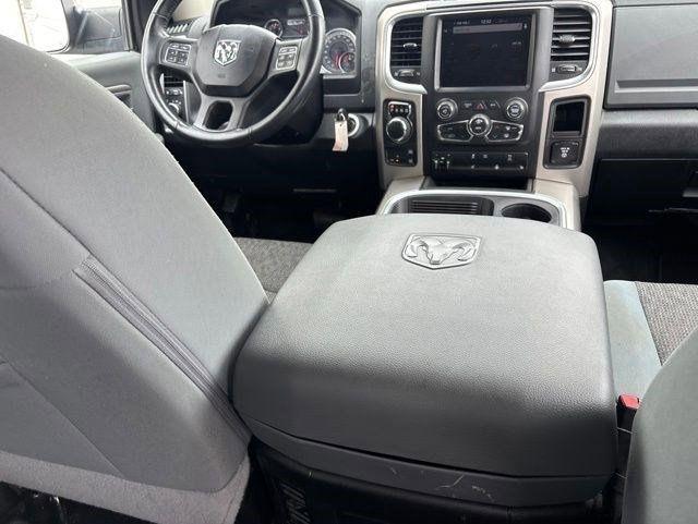 RAM 1500 Classic Tradesman Crew Cab SWB 4WD 2019