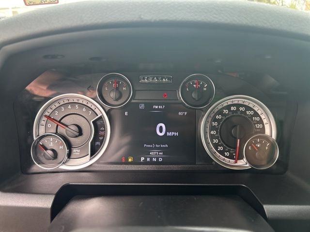 RAM 1500 SLT Quad Cab 4WD 2017