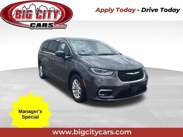 2023 Chrysler Pacifica Touring L