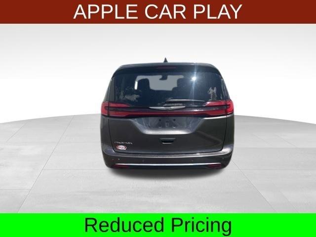Chrysler Pacifica Touring L 2023