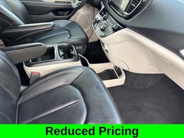 Chrysler Pacifica Touring L 2023