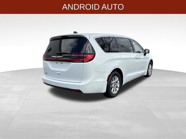Chrysler Pacifica Touring L 2023