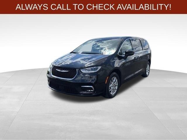 Chrysler Pacifica Touring L 2023