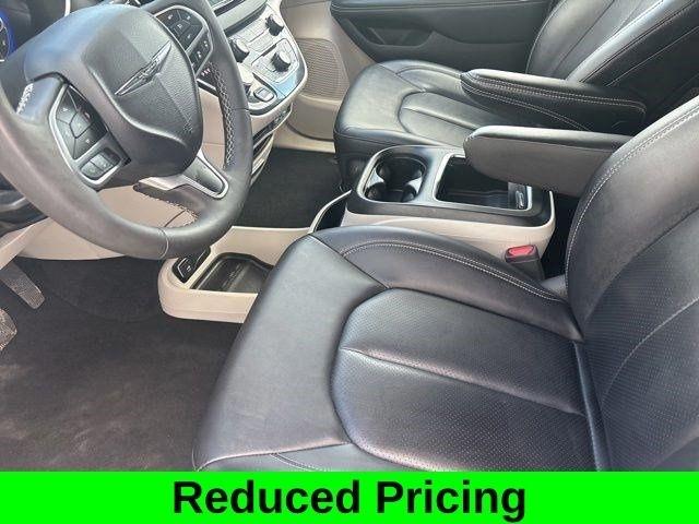 Chrysler Pacifica Touring L 2024