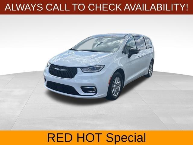 Chrysler Pacifica Touring L 2024