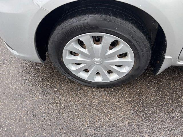 Nissan Versa 1.6 S Plus 2019