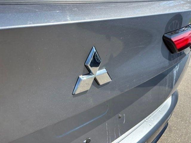 Mitsubishi Outlander SE 4WD 2022