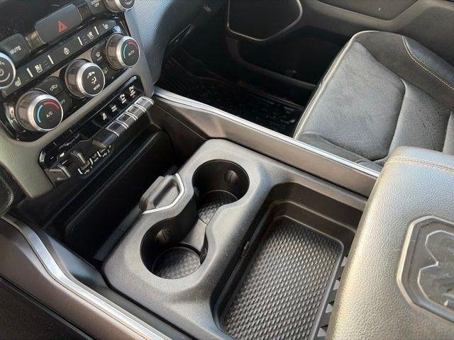RAM 1500 Laramie Crew Cab SWB 4WD 2022