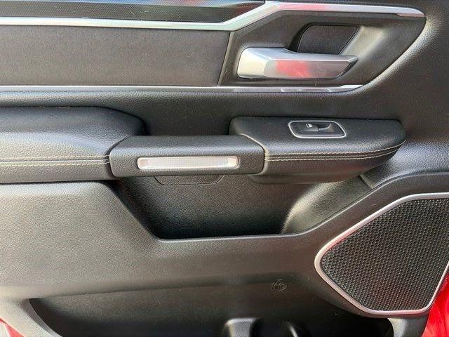RAM 1500 Laramie Crew Cab SWB 4WD 2022