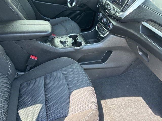 GMC Terrain SLE 2022