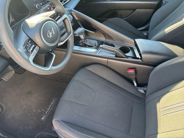 Hyundai Elantra SEL 2023