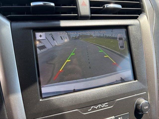 Ford Fusion Hybrid SE 2019