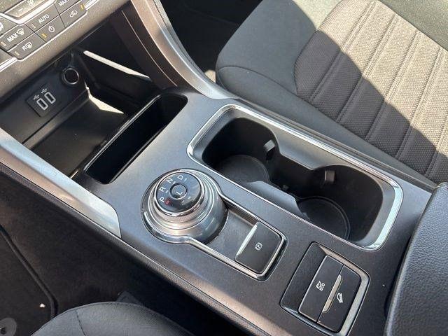 Ford Fusion Hybrid SE 2019