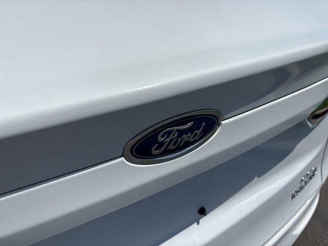 Ford Fusion Hybrid SE 2019