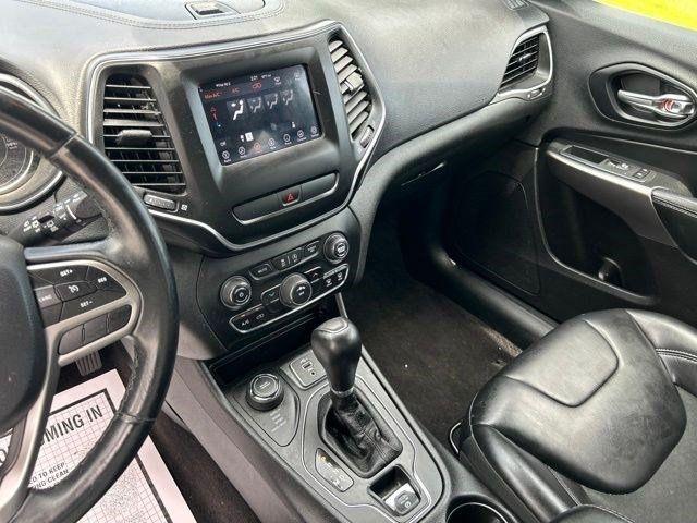 Jeep Cherokee  2019