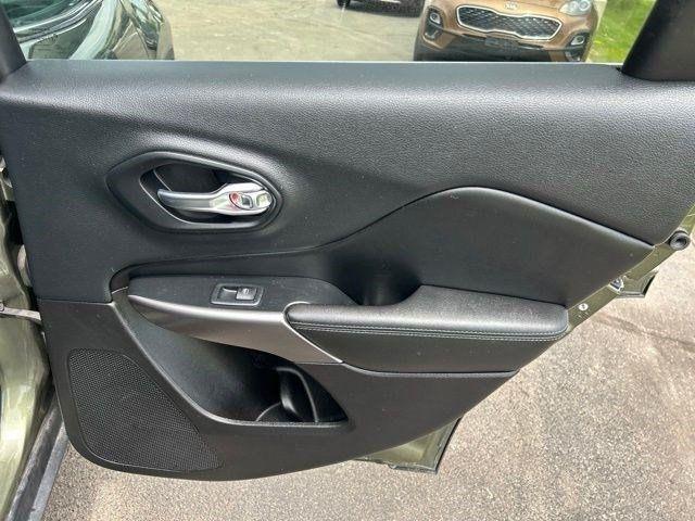 Jeep Cherokee  2019