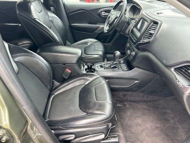 Jeep Cherokee  2019