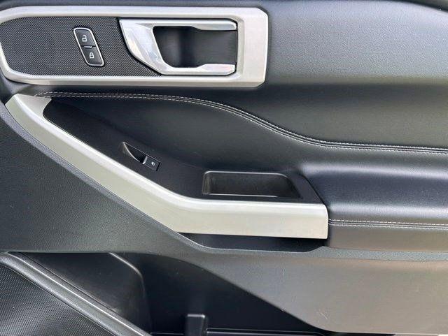 Ford Explorer XLT AWD 2022