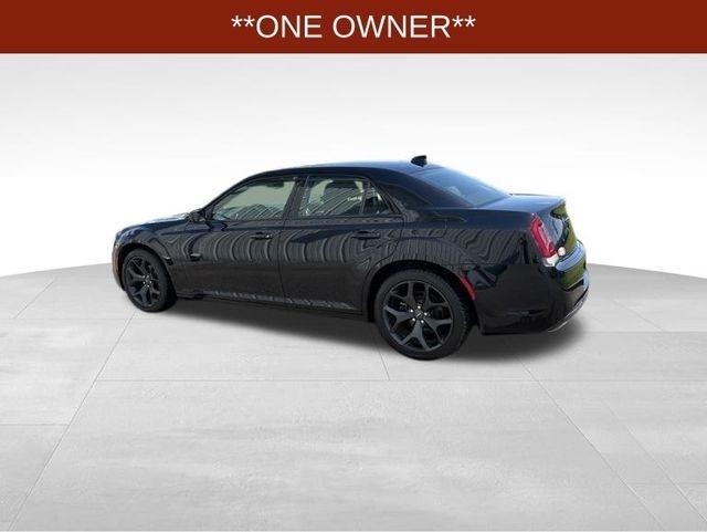 Chrysler 300 Touring 2021