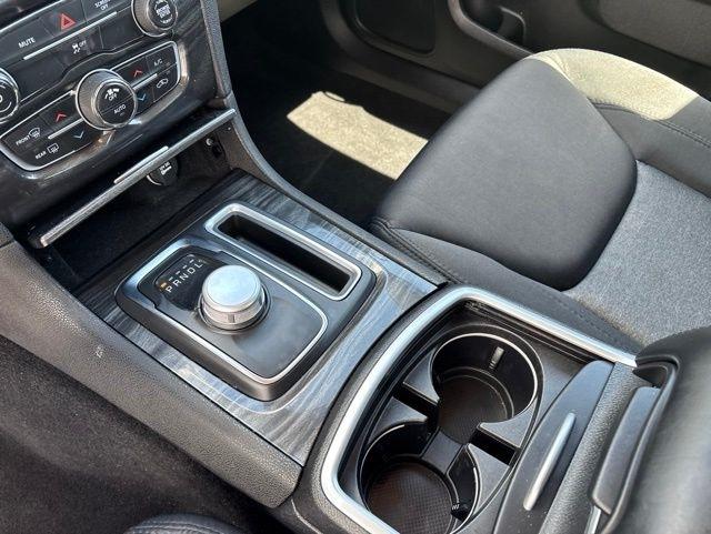 Chrysler 300 Touring 2021