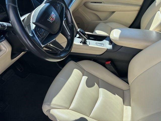 Cadillac XT5 Base 2019