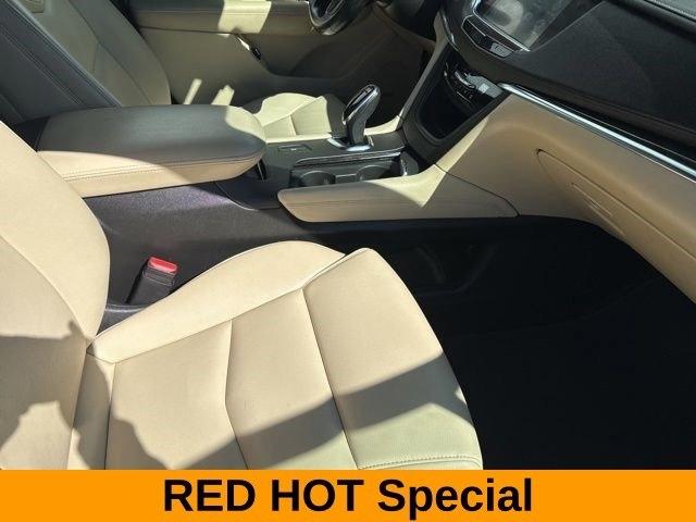 Cadillac XT5 Base 2019