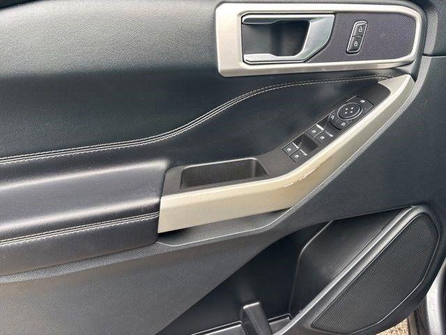 Ford Explorer XLT 2022