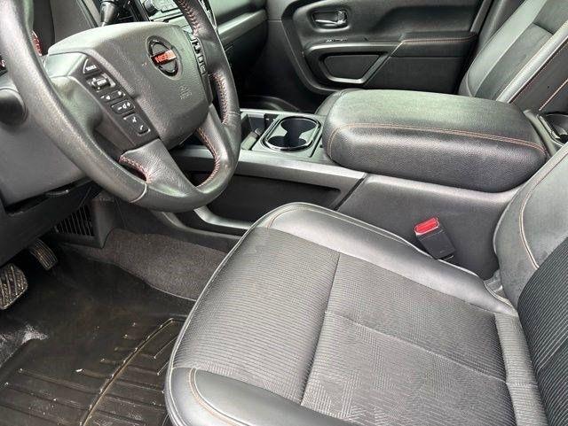 Nissan Titan PRO-4X Crew Cab 4WD 2021